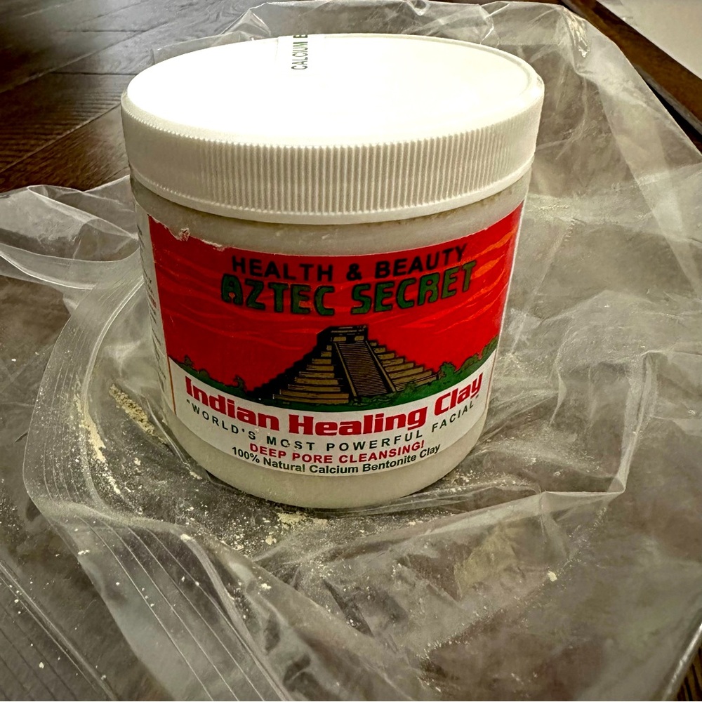 Aztec Secret bentonite clay for face masks and facial